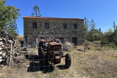 Nukker-traktor-Kavos-Corfu